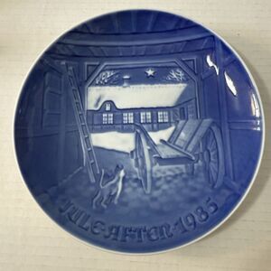 Bing & Grondahl 1985 Annual Christmas Plate Christmas Eve at the Farmhouse